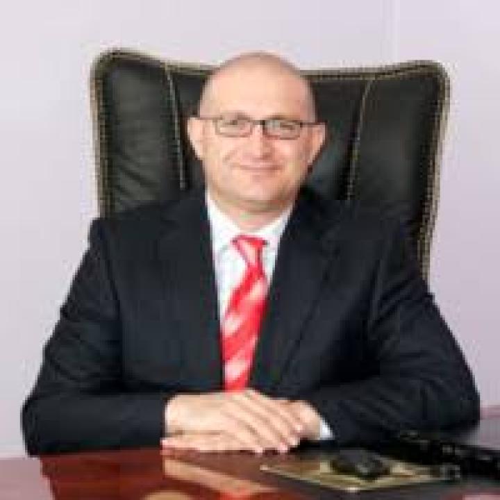 Evden İş Yerine Galoşun Çok Yönlü Kullanımı Tmatıc ile Hijyenin Her Adımında Güven